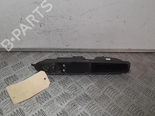 Used Right rear window switch Right rear window switch CITROËN DS3 (SA_) 1.6 HDi 90 (92 hp) 22033093 22033093