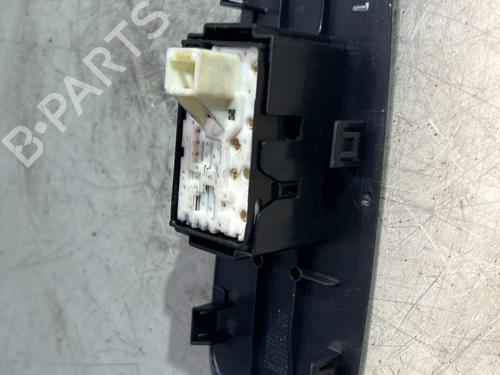 Used Right front window switch Right front window switch TOYOTA AURIS (_E15_) 1.4 D-4D (NDE150_, NDE150R) (90 hp) 26729074 26729074