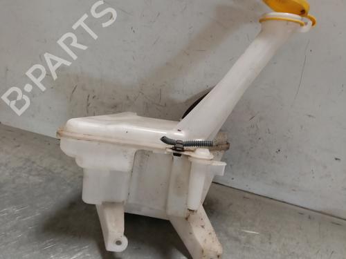 Used Windscreen washer tank TOYOTA YARIS (_P13_) 1.0 (KSP130_, KSP130) (69 hp) 28165768