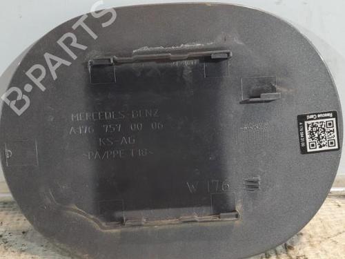 Fuel flap MERCEDES-BENZ A-CLASS (W176) A 200 CDI / d (176.008) | BP21702480C131 
