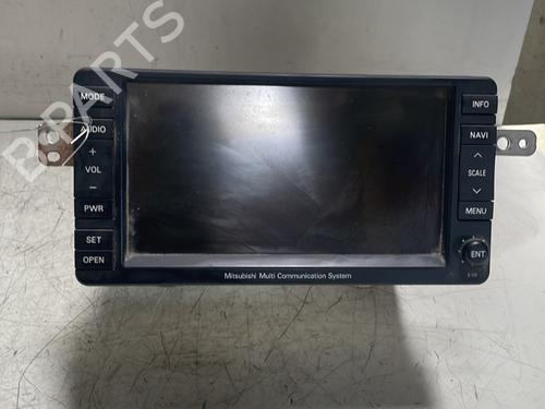 Bilradio MITSUBISHI PAJERO IV (V8_W, V9_W) 3.2 DI-D 4WD (V98W, V88W) (200 hp) 27213580