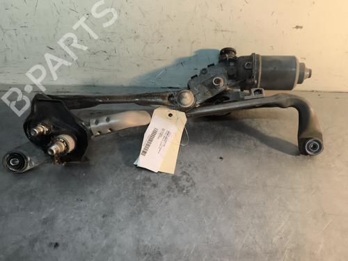 Used Front wiper motor Front wiper motor TOYOTA YARIS (_P13_) 1.3 (NSP130_, NSP130) (99 hp) 32995195 32995195