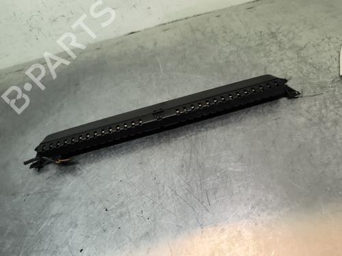 Used Third brake light VW GOLF IV (1J1) 1.9 TDI (90 hp) 30829949