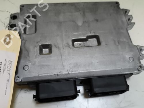 Used Control unit SUZUKI SWIFT III (MZ, EZ) 1.3 (RS413, ZC11S) (92 hp) 23846052