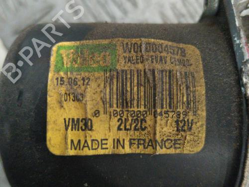 Used Front wiper motor Front wiper motor 21715233 21715233