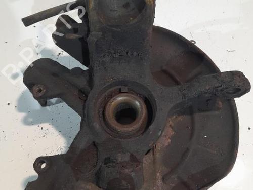 Used Right front steering knuckle VW POLO IV (9N_, 9A_) 1.4 TDI (70 hp) 21721792