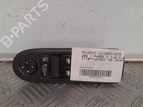 Used Right front window switch Right front window switch PEUGEOT 308 I (4A_, 4C_) 1.6 HDi (90 hp) 21712230 21712230