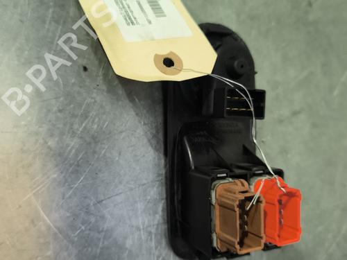 Left front window switch RENAULT MASTER II Van (FD) 2.5 dCi (FD02) | BP29979937I27