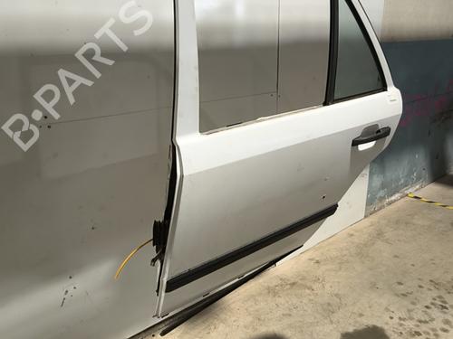 Used Left rear door Left rear door 30357383 30357383