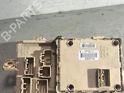 Fuse box TOYOTA AVENSIS Estate (_T25_) 2.2 D-CAT (ADT251_, ADT251R) | BP26893211E1 