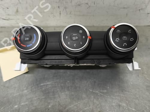 climate-control-renault-clio-v-b7_-2019-30552729 main image