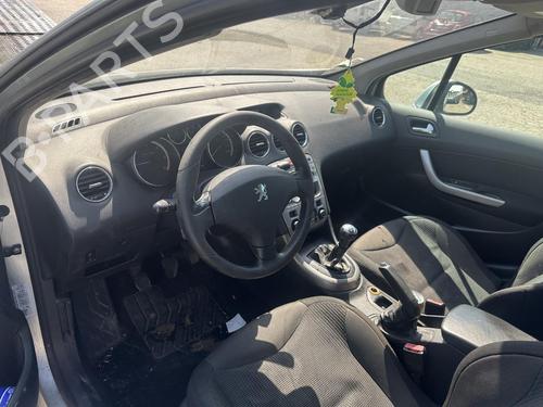 Front left quarter glass PEUGEOT 308 I (4A_, 4C_) 1.6 HDi | BP28443568C111