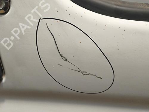 Used Right front door Right front door 38230221 38230221