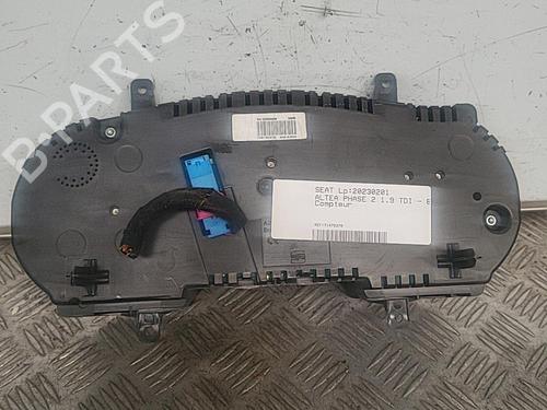 instrument-cluster-seat-altea-5p1-19-tdi-5p0920927d000-2004-2005-2006-2007-2008-2009-2010-2011-2012-2013-2014-2015-21697463 main image
