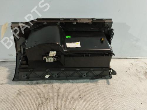 Used Glove box AUDI TT (8N3) 1.8 T (180 hp) 21719235