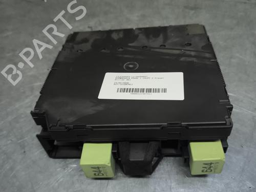 Boîte à Fusibles VW SCIROCCO III (137, 138) 2.0 TDI (170 hp) 32996943