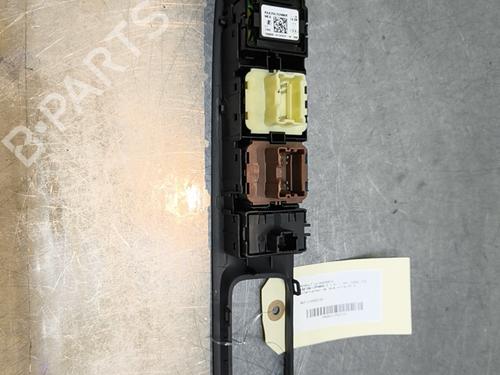 Left front window switch RENAULT CAPTUR I (J5_, H5_) 1.3 TCe 130 (J5NJ, J5NE) | BP29997539I27 