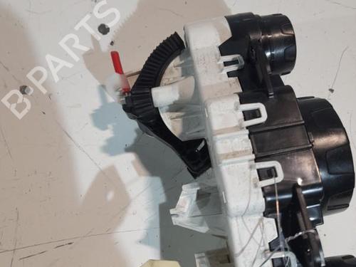 Used Climate control Climate control 38188868 38188868