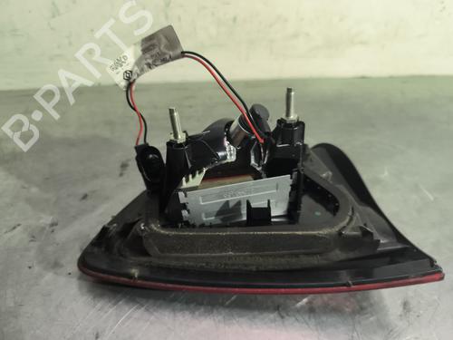 right-tailgate-light-renault-clio-iv-grandtour-kh_-2012-2013-2014-2015-2016-2017-2018-2019-2020-2021-29732982 main image