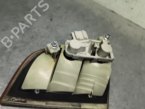 Used Right tailgate light Right tailgate light MERCEDES-BENZ B-CLASS Sports Tourer (W245) B 180 CDI (245.207) (109 hp) 31872386 31872386