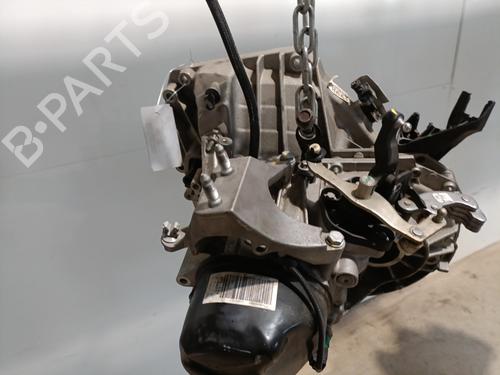Gearkasse DACIA SANDERO II TCe 90 (B8M1, B8MA, B8AC) (90 hp) 27518289