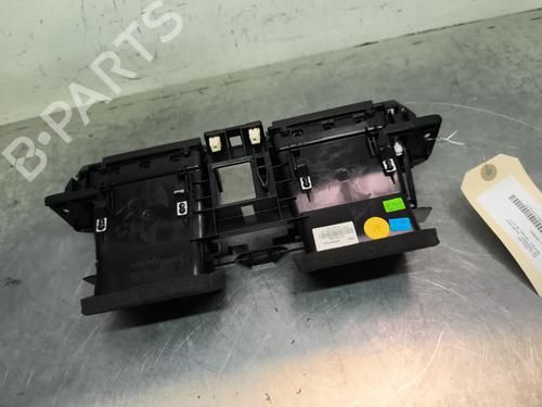 Rejilla aireadora DS DS 7 Crossback (J4_, JR_, JC_) 2.0 BlueHDi 180 (JJEHZR) (177 hp) 30553207