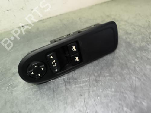 Used Left front window switch CITROËN C3 II (SC_) 1.4 (73 hp) 31816135