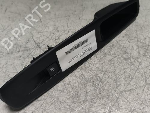 Used Right front window switch Right front window switch RENAULT MEGANE III Hatchback (BZ0/1_, B3_) 1.5 dCi (BZ0C) (90 hp) 25624434 25624434