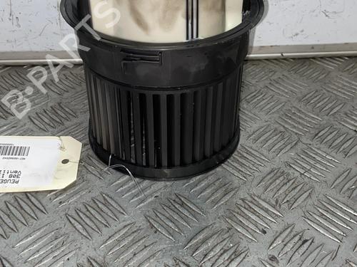 Heater blower motor PEUGEOT 308 I (4A_, 4C_) 1.6 HDi | BP21707141M62 
