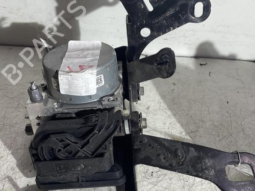 Used ABS pump ABS pump RENAULT MEGANE IV Hatchback (B9A/M/N_) 1.5 dCi 110 (B9A3) (110 hp) 24346689 24346689