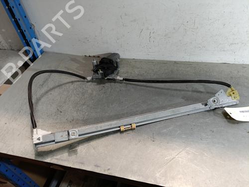 Elevalunas delantero derecho RENAULT SCÉNIC I MPV (JA0/1_, FA0_) 1.9 dCi (JA05, JA1F) (102 hp) 29003854