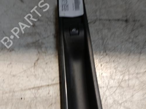 Used Right front window switch RENAULT ESPACE IV (JK0/1_) 2.0 dCi (JK03, JK04, JK1C, JK1G, JK1J, JK1K) (173 hp) 21693243