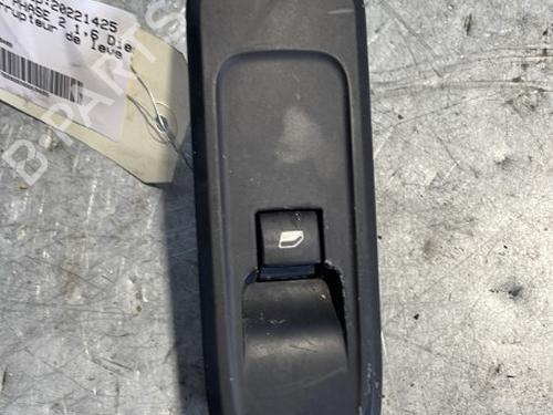 Used Left front window switch Left front window switch PEUGEOT 308 I (4A_, 4C_) 1.6 HDi (92 hp) 21721032 21721032