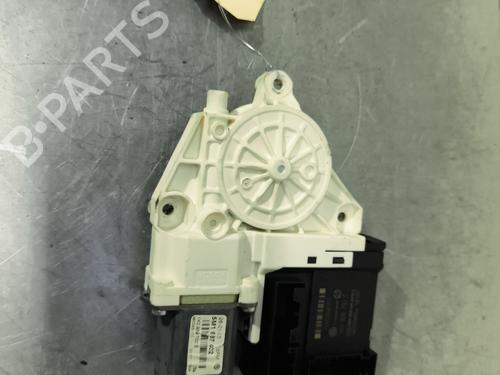 right-front-window-motor-vw-golf-plus-v-5m1-521-2004-2005-2006-2007-2008-2009-2010-2011-2012-2013-30110229 main image