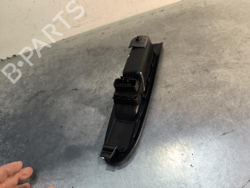 Left front window switch RENAULT CLIO II (BB_, CB_) 1.2 (BB0A, BB0F, BB10, BB1K, BB28, BB2D, BB2H, CB0A,... | BP30357416I27