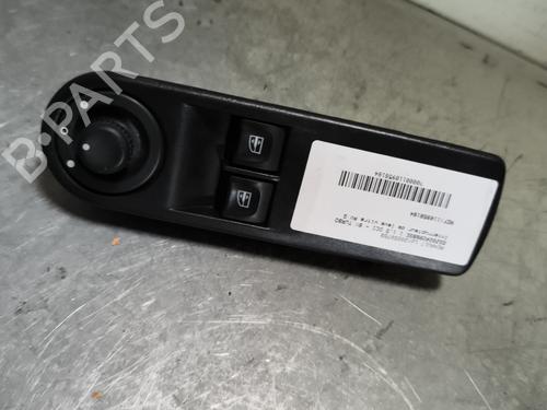 Used Left front window switch RENAULT CLIO IV (BH_) 1.5 dCi 75 (75 hp) 28443437