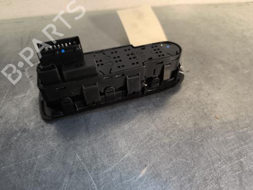 Used Left front window switch Left front window switch CITROËN C3 II (SC_) 1.4 (73 hp) 29583497 29583497