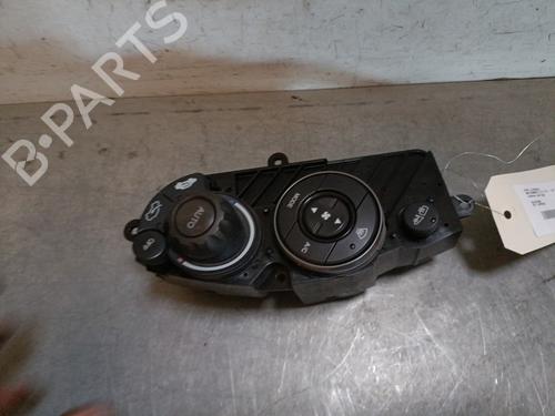 Climate control HONDA CIVIC VIII Hatchback (FN, FK) 2.2 CTDi (FK3) | BP28443136I5
