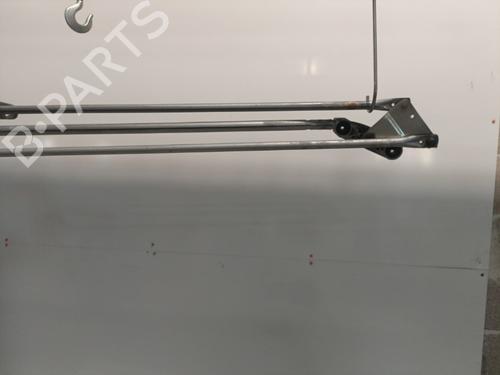 front-wiper-motor-renault-modus-grand-modus-fjp0_-12-7701208057-2004-21709235 main image