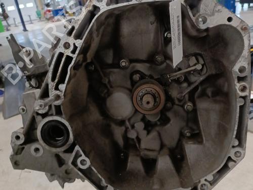 Gearbox RENAULT CLIO III (BR0/1, CR0/1) 1.5 dCi | BP21720396M3 