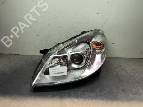 Venstre forlygte MERCEDES-BENZ B-CLASS Sports Tourer (W245) B 180 CDI (245.207) (109 hp) 32123064