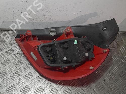 Used Left taillight RENAULT CLIO III (BR0/1, CR0/1) 1.5 dCi (BR17, CR17) (86 hp) 21701561
