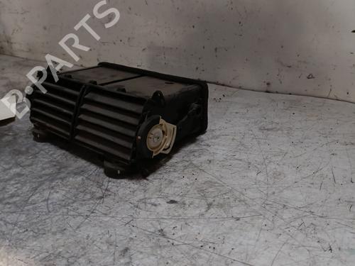 Used Air vent Air vent SUZUKI GRAND VITARA II (JT, TE, TD) 1.9 DDiS All-wheel Drive (JT419, TD44, JB419WD, JB419XD,... (129 hp) 22893312 22893312