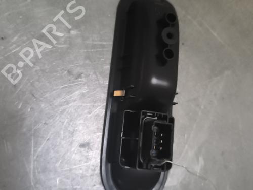 Used Right front window switch Right front window switch RENAULT CLIO III (BR0/1, CR0/1) 1.5 dCi (BR17, CR17) (86 hp) 28078094 28078094