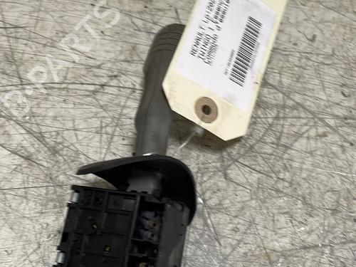 Used Steering column stalk Steering column stalk RENAULT TWINGO I (C06_) 1.2 (C066, C068) (58 hp) 21704408 21704408