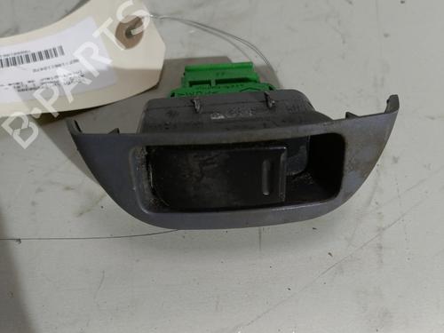Used Left front window switch TOYOTA AYGO (_B1_) 1.0 (KGB10_, KGB10R) (68 hp) 26156129