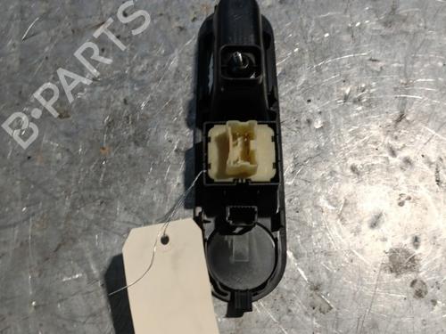 Used Left front window switch Left front window switch RENAULT TWINGO III (BCM_, BCA_) 0.9 TCe 90 (BCM9, BCM2) (90 hp) 21694135 21694135