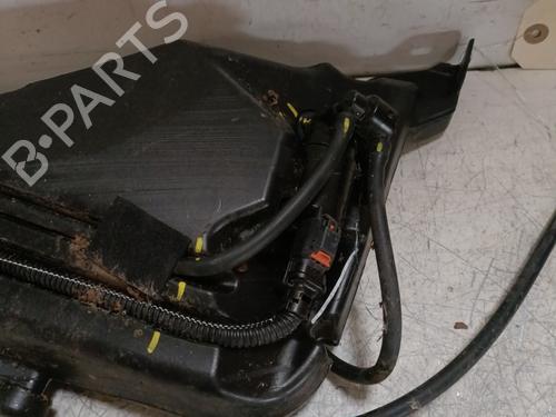 Windscreen washer tank PEUGEOT 308 III (FB_, FH_, FP_, F3_, FM_) BlueHDi 130 (FBYHZL, FBYHZT) | BP25444130C113 