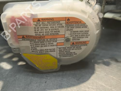 Used Front left seatbelt Front left seatbelt FIAT SEDICI (189_) 1.9 D Multijet 4x4 (120 hp) 32995818 32995818