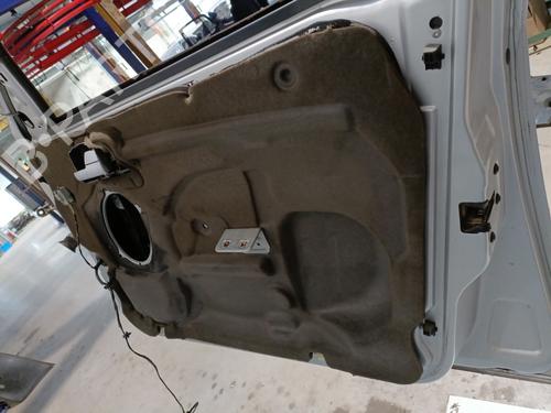 Right front door FORD MONDEO III Saloon (B4Y) 1.8 16V | BP23823616C3 